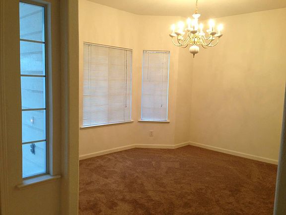 3rd image of 2671 E Kelso Ave