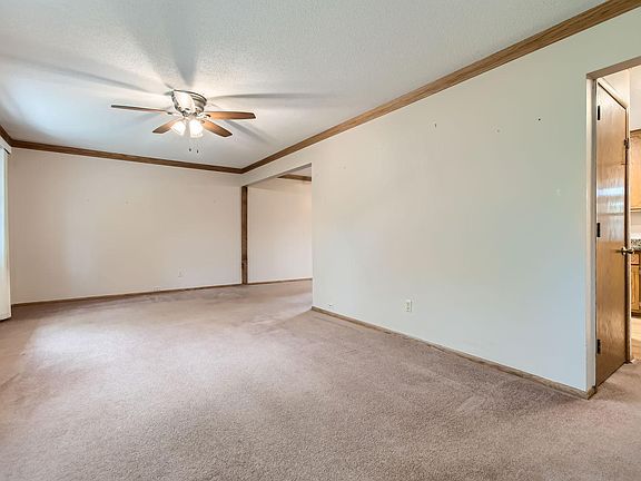 5th image of 7437 McKinley St NE