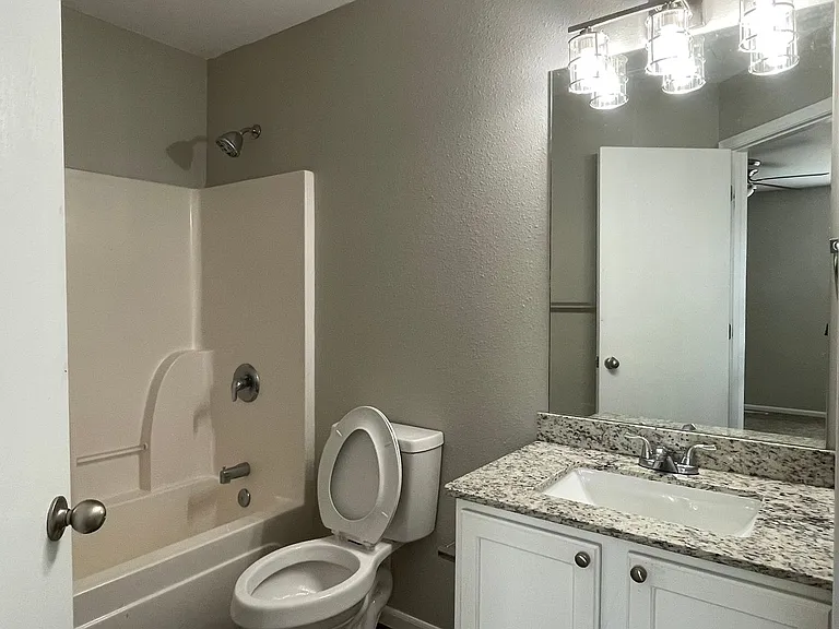 4912 Alpine Ridge Dr — Photo 13