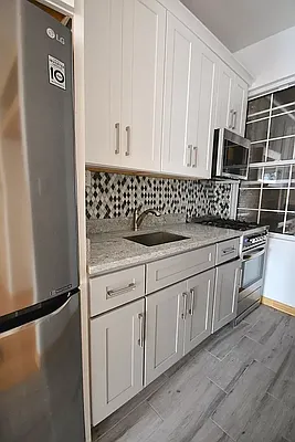 Rented by REAL New York | media 4