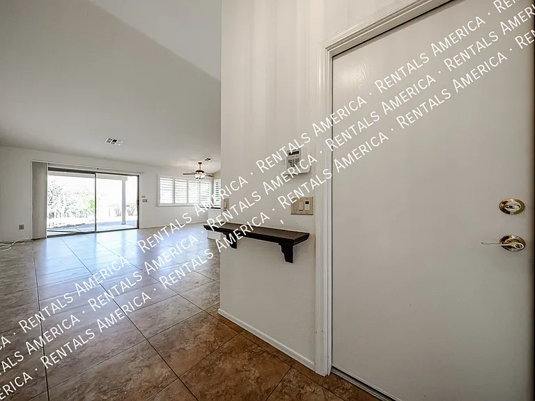 8918 E Indiana Ave — Photo 4