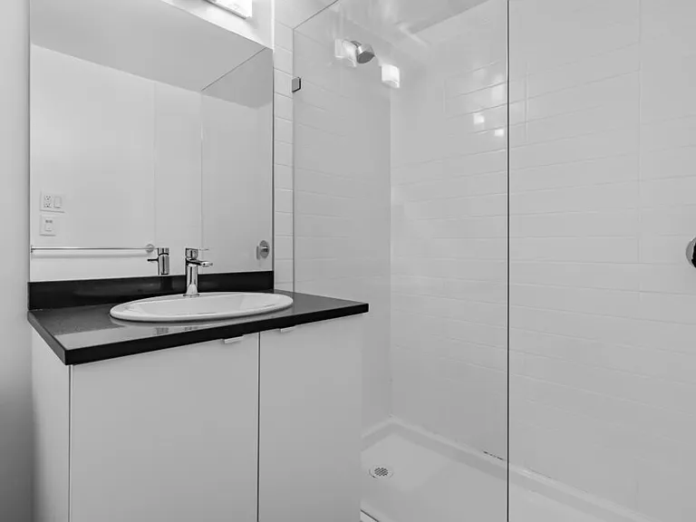 1270 Burnaby St #107 — Photo 33
