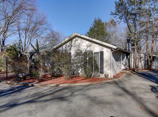 276 Country View Dr, Warwick, RI 02886