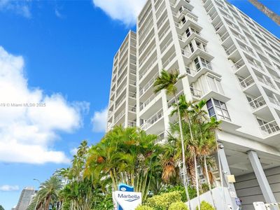 9341 Collins Ave APT 1207, Surfside, FL, 33154