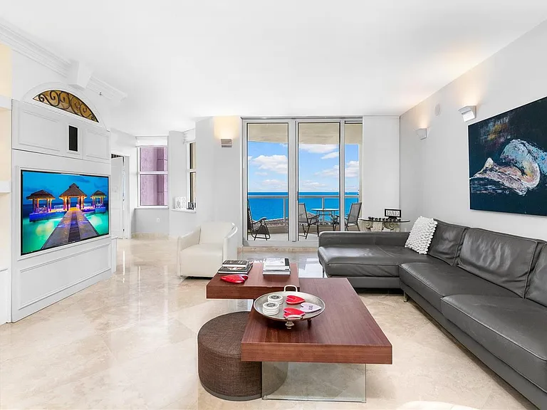 2110 Ocean Blvd #9A — Photo 7