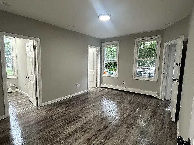 43 Garfield Ave #1A — Photo 3