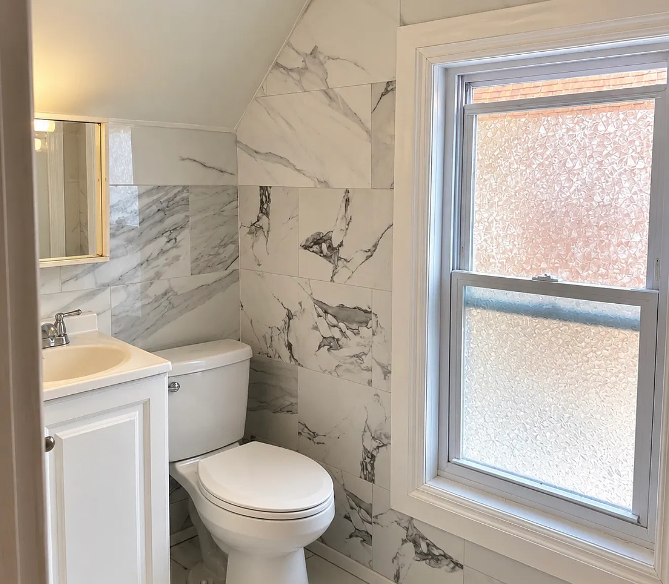 2 bed, $900 — Photo 4