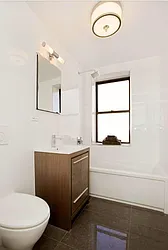 Rented by R New York