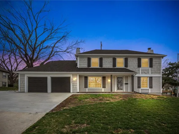 10237 Linden St, Overland Park, KS 66207