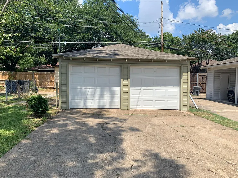 6613 E Mockingbird Ln — Photo 3