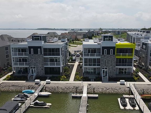 2nd image of 2572 S Waterside Ct Unit 332