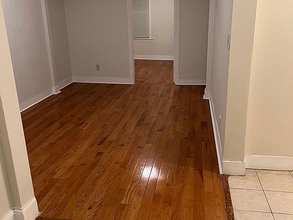 5th image of 18710 Hillside Ave #2F