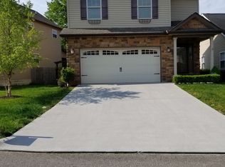 9816 Thunderbolt Way, Knoxville, TN 37923