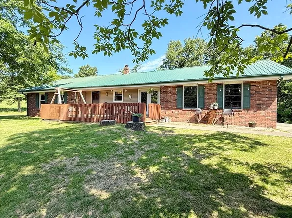 9215 E 54th Hwy, El Dorado Springs, MO 64744