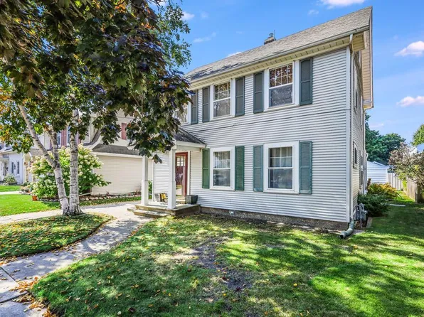 2714 School STREET, Two Rivers, WI 54241