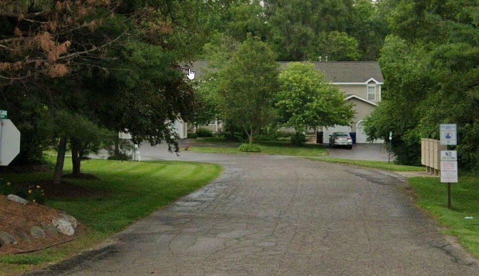 1st image of 1604 Golden Ln