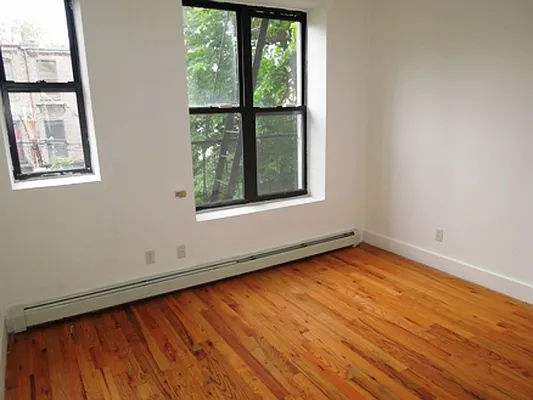 Rented by 5 Boro Realty Corp | media 15