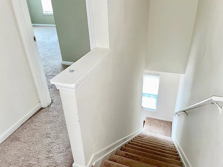 246 Azalea Cir — Photo 10