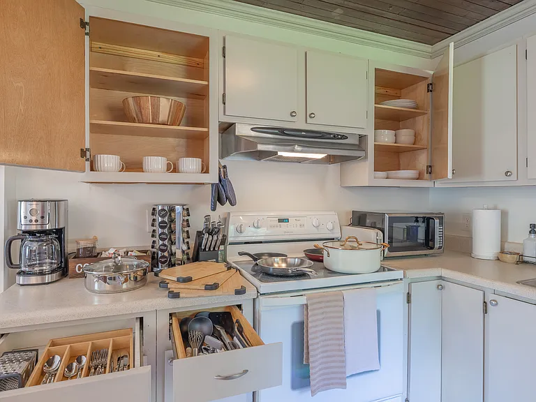 313 W Maple St #1 — Photo 19
