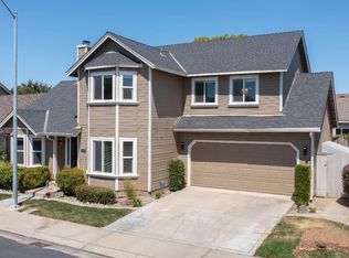 2028 Cobblestone Mnr, Modesto, CA 95355