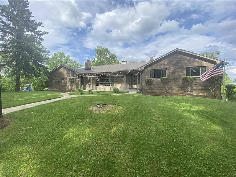 1st image of 228 Union Green Dr