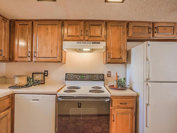 3rd image of 2905 Estrella Brillante St NW