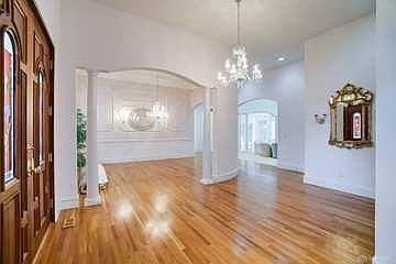 5th image of 5731 Stone Lake Dr