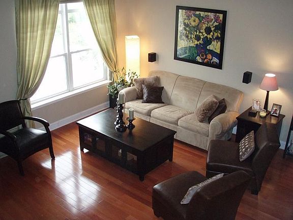 Beautiful space with lots of light!