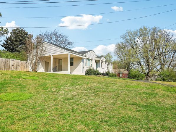 2503 Merry Oaks Dr, Nashville, TN 37214