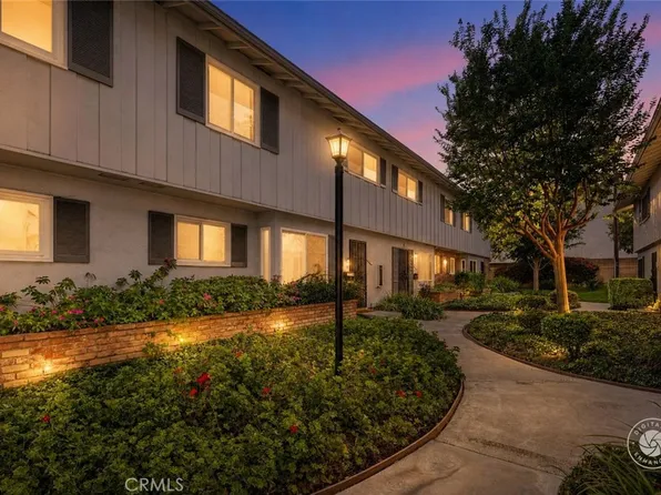 1111 E 1st St, Tustin, CA 92780