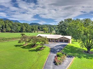 230 Howard Gap Rd, Tryon, NC 28782