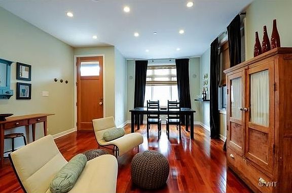 2nd image of 1452 W Blackhawk St #2