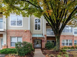 6547 Grange Ln Unit 104, Alexandria, VA