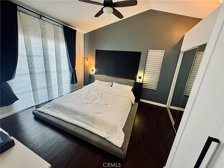 2444 Paseo Circulo — Photo 7