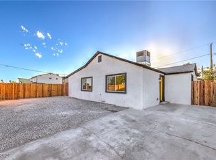 1027 Laurel Ave, Las Vegas, NV 89104
