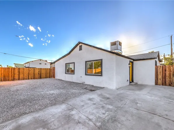 1027 Laurel Ave, Las Vegas, NV 89104