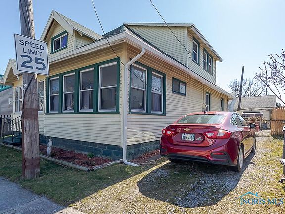 3rd image of 3034 129th St