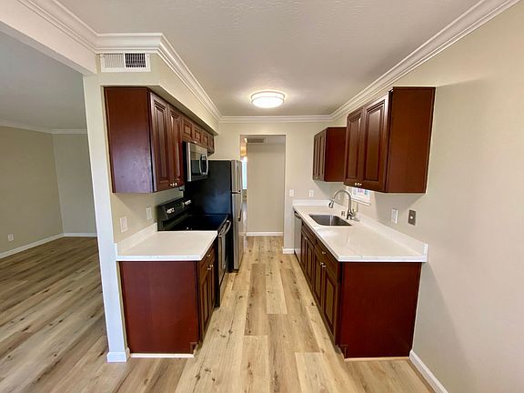 4th image of 1566 Sunnyvale Ave APT 8
