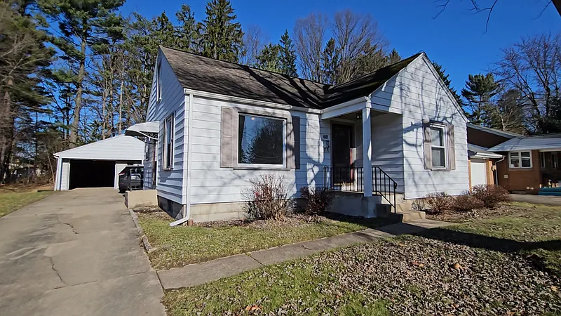 756 Nellbert Ln photo 1