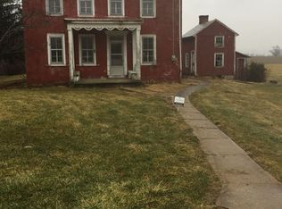 13 Boyer Rd, Oley, PA 19547