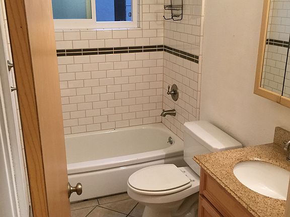 5th image of 546 Hawthorne Ave