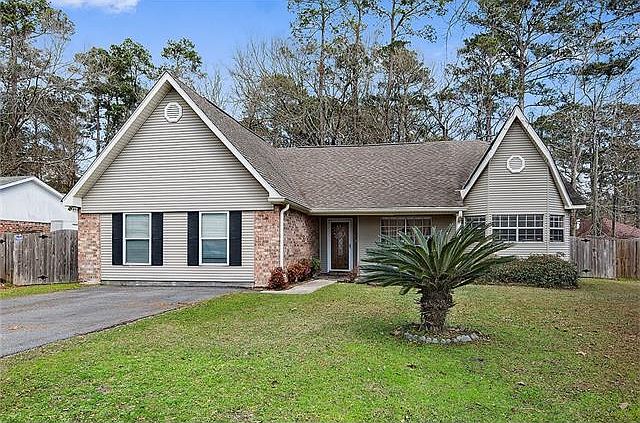 1st image of 701 Canary Pine Ct