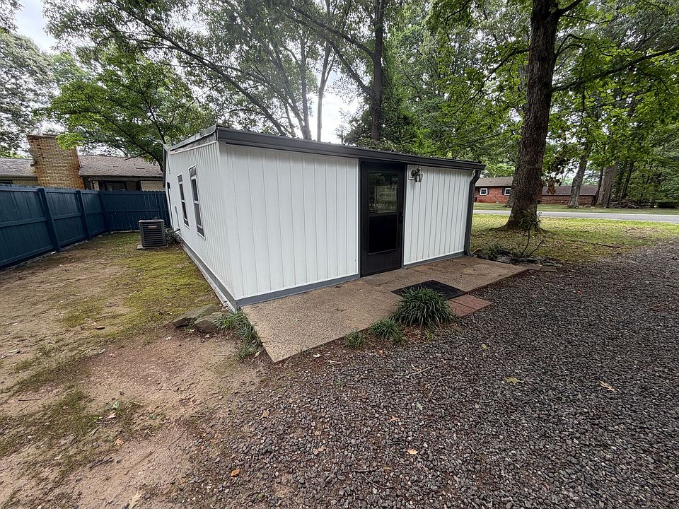 1st image of 126 Frye Ln