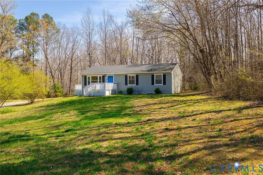 9813 Colemans Lake Rd photo 1