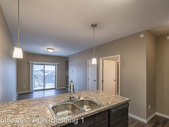 3rd image of 1402 Belsly Blvd