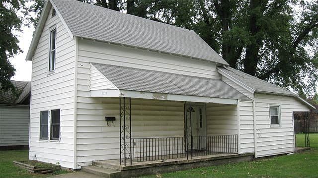2nd image of 1832 W Euclid Ave
