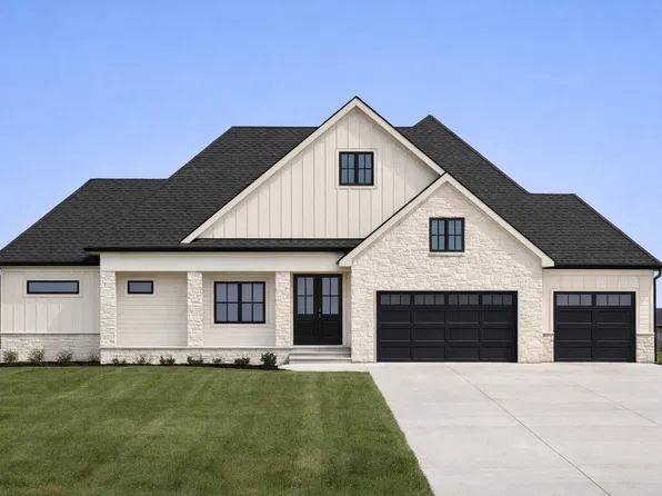 2004 NE Pond View Ct, Ankeny, IA 50021