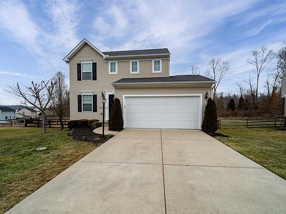 2nd image of 211 Compass Ct