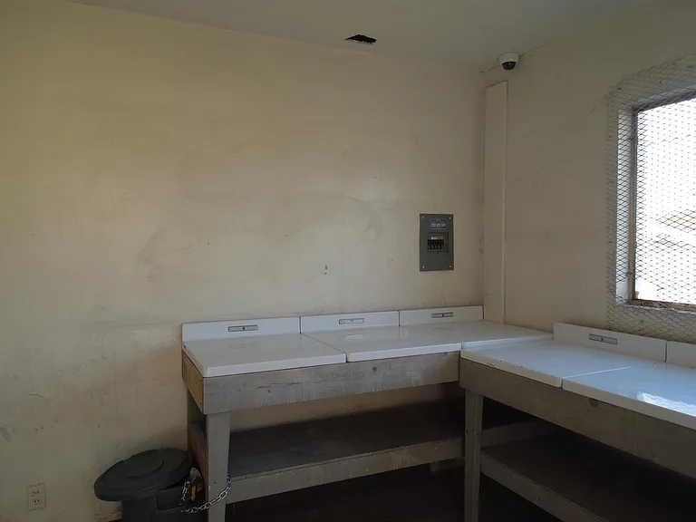 Laundryroom 2