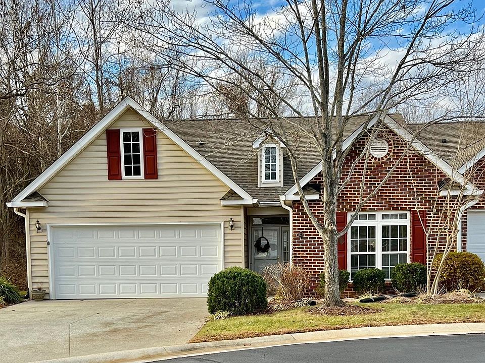 1st image of 122 Saint David Dr